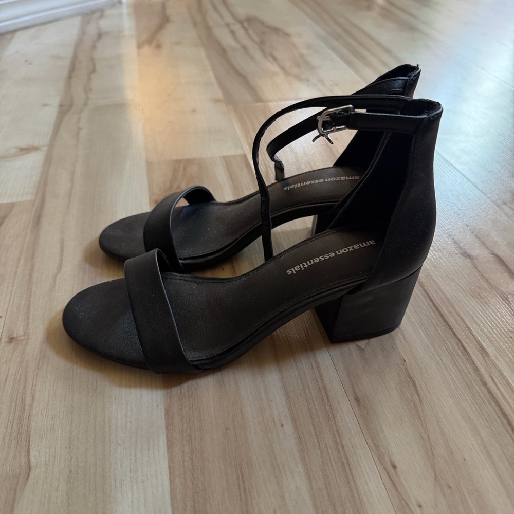 Black Women's Strappy Block Heels